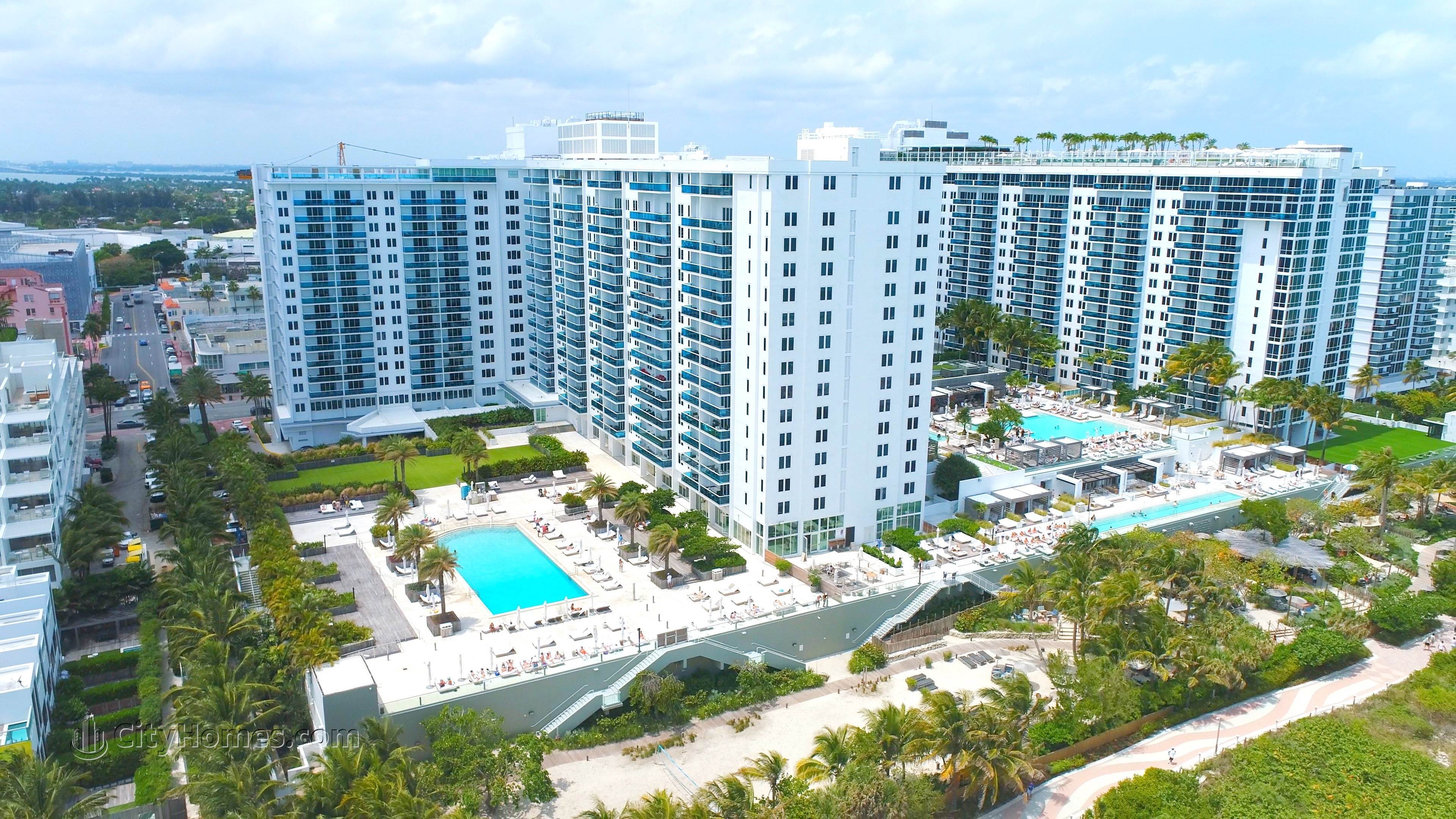 3. RONEY PALACE xây dựng tại 2301 Collins Ave, Mid Beach, Miami Beach, FL 33139