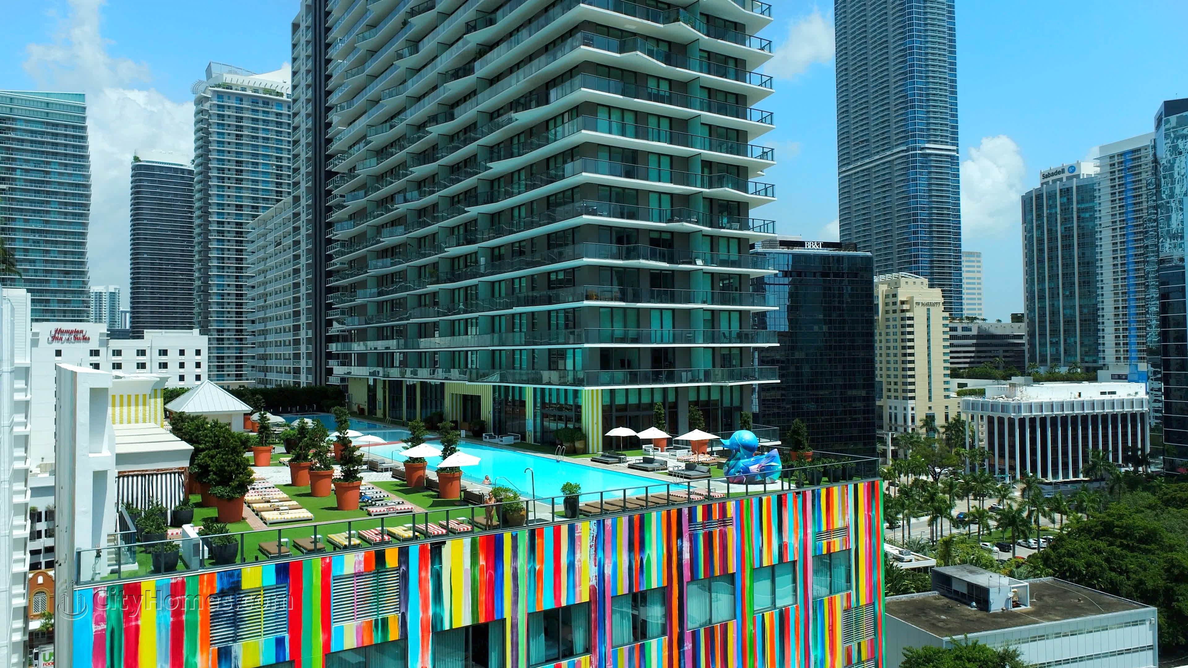 4. SLS Brickell byggnad vid 1300 S Miami Ave, Brickell, Miami, FL 33130