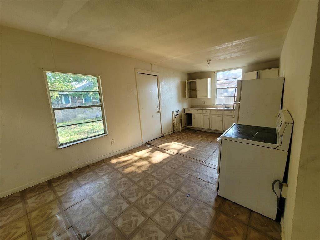 22. Multi Family for Sale at Greenville, TX 75401