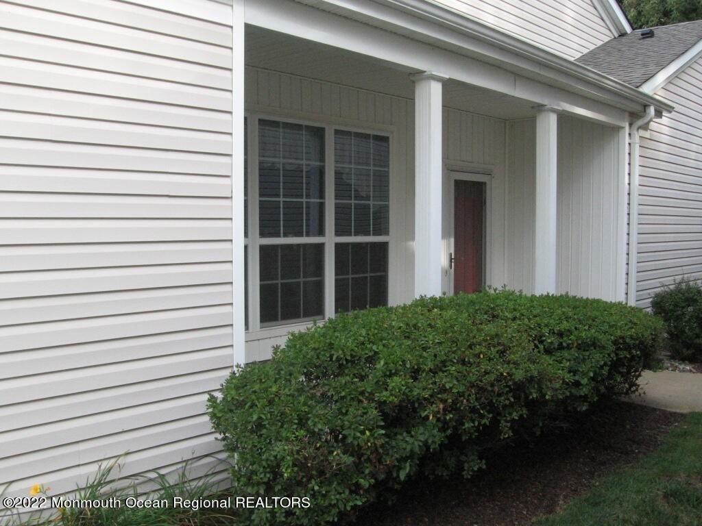 2. Townhouse for Sale at Monroe, NJ 08831