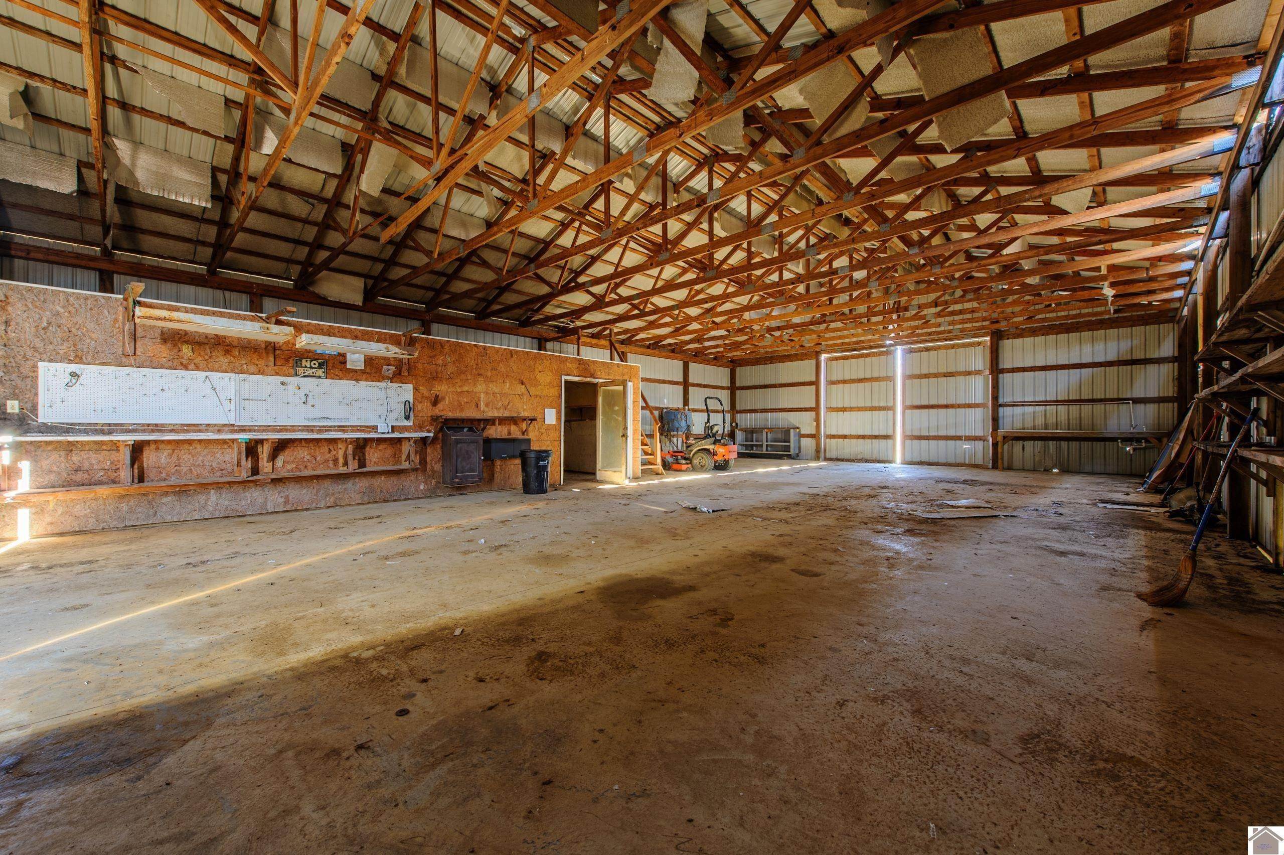 21. Farm / Agriculture for Sale at Greenville, KY 42345