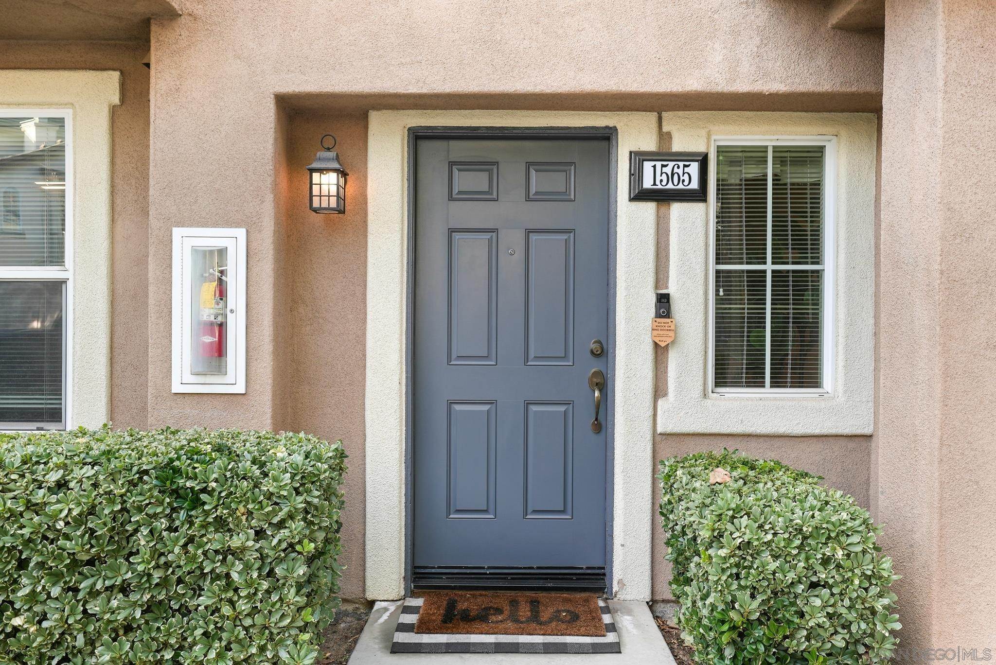 16. Townhouse for Sale at Chula Vista, CA 91915