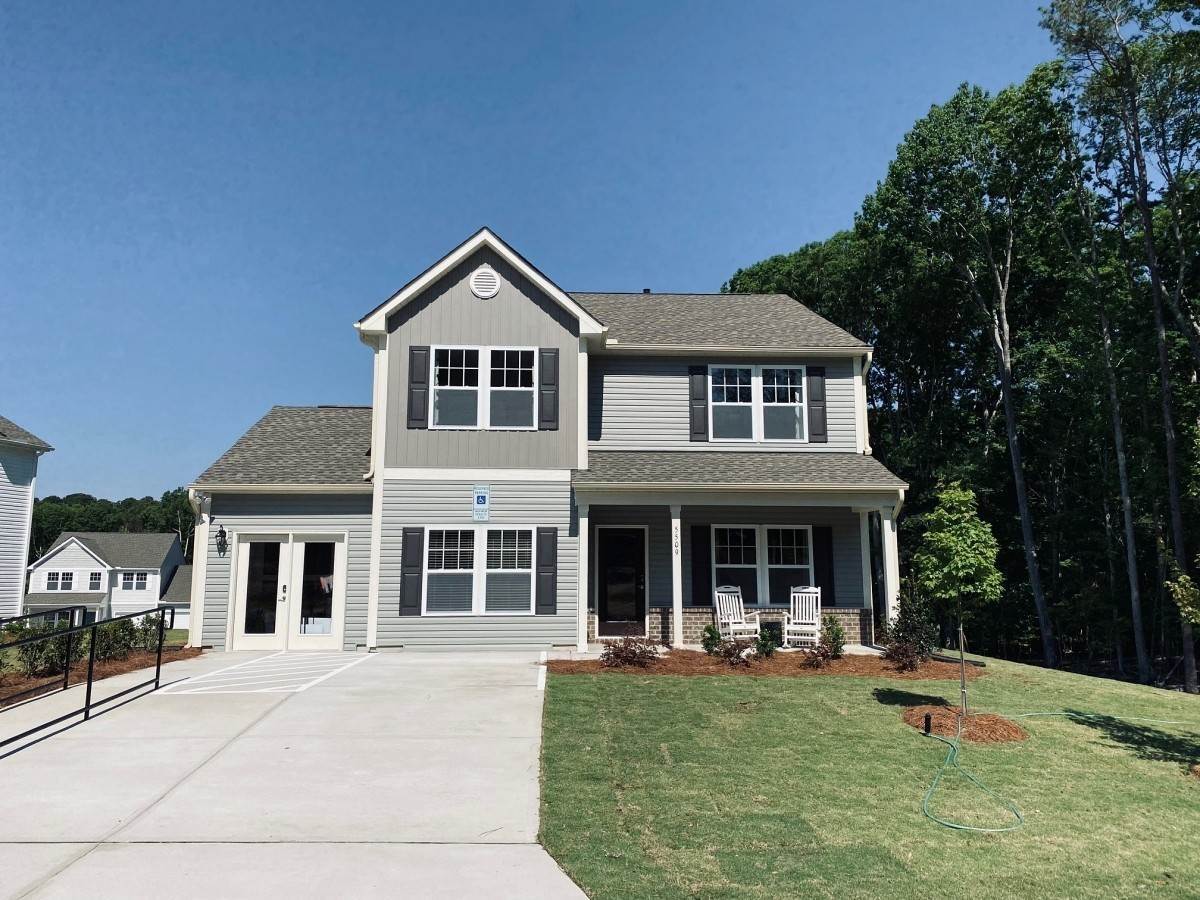 25. Single Family for Sale at Monroe, NC 28112
