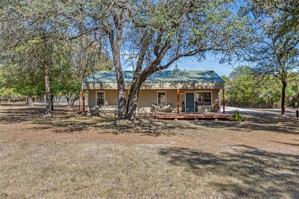 38. Single Family for Sale at Clifton, TX 76634