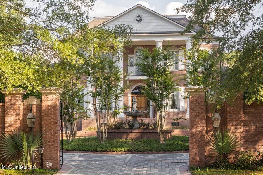 Single Family for Sale at Madison, MS 39110