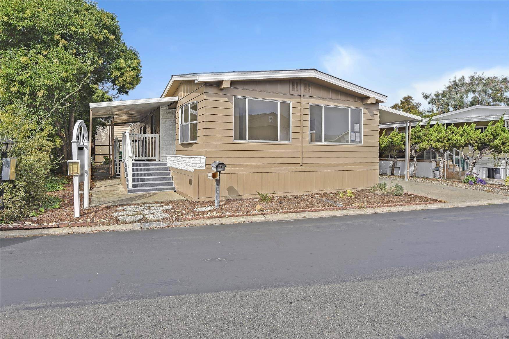 2. Mobile Home at Hayward, CA 94544