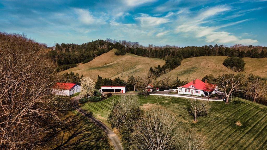 Single Family for Sale at Sevierville, TN 37876