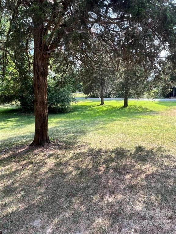 11. Single Family for Sale at Monroe, NC 28112