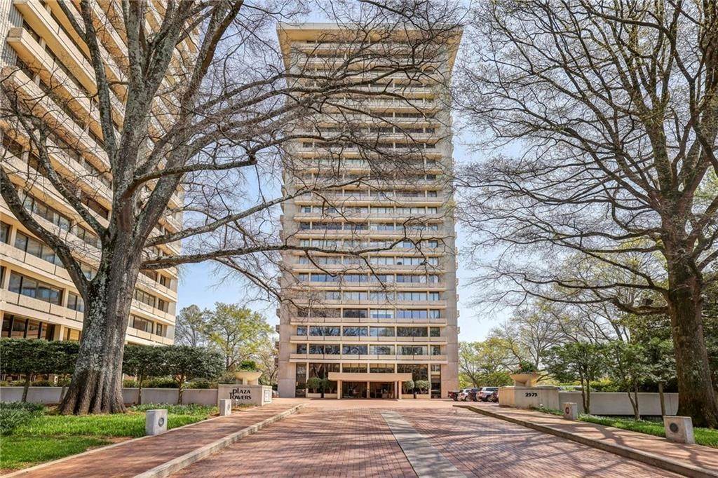 Condominium pour l Vente à Peachtree Heights East, Atlanta, GA 30305