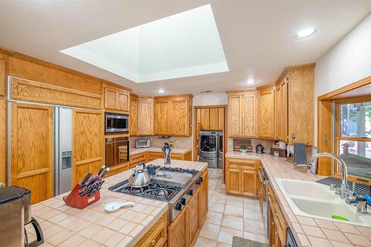 11. Single Family for Sale at Chester, CA 96020