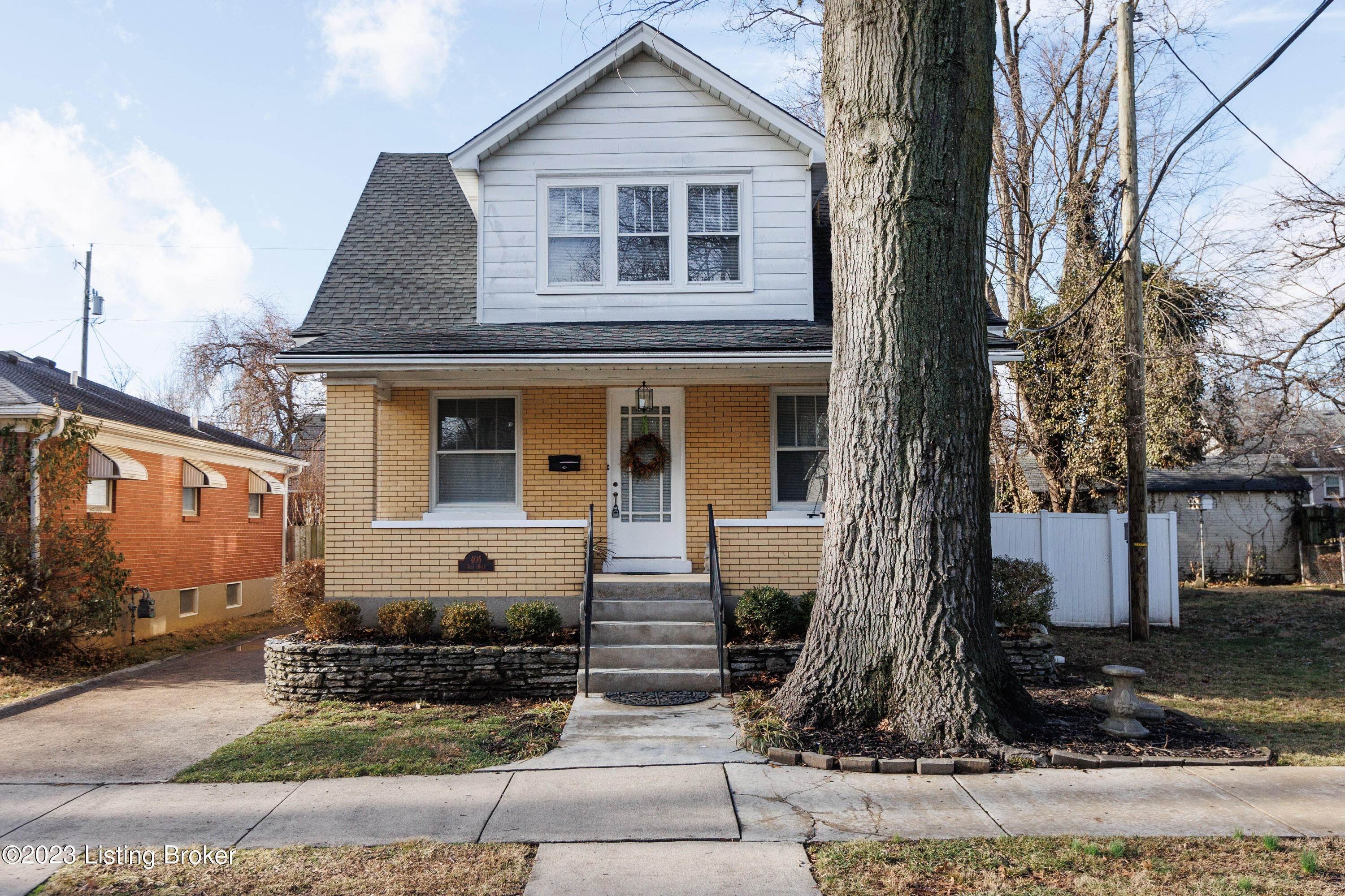 4. Single Family at Louisville, KY 40207