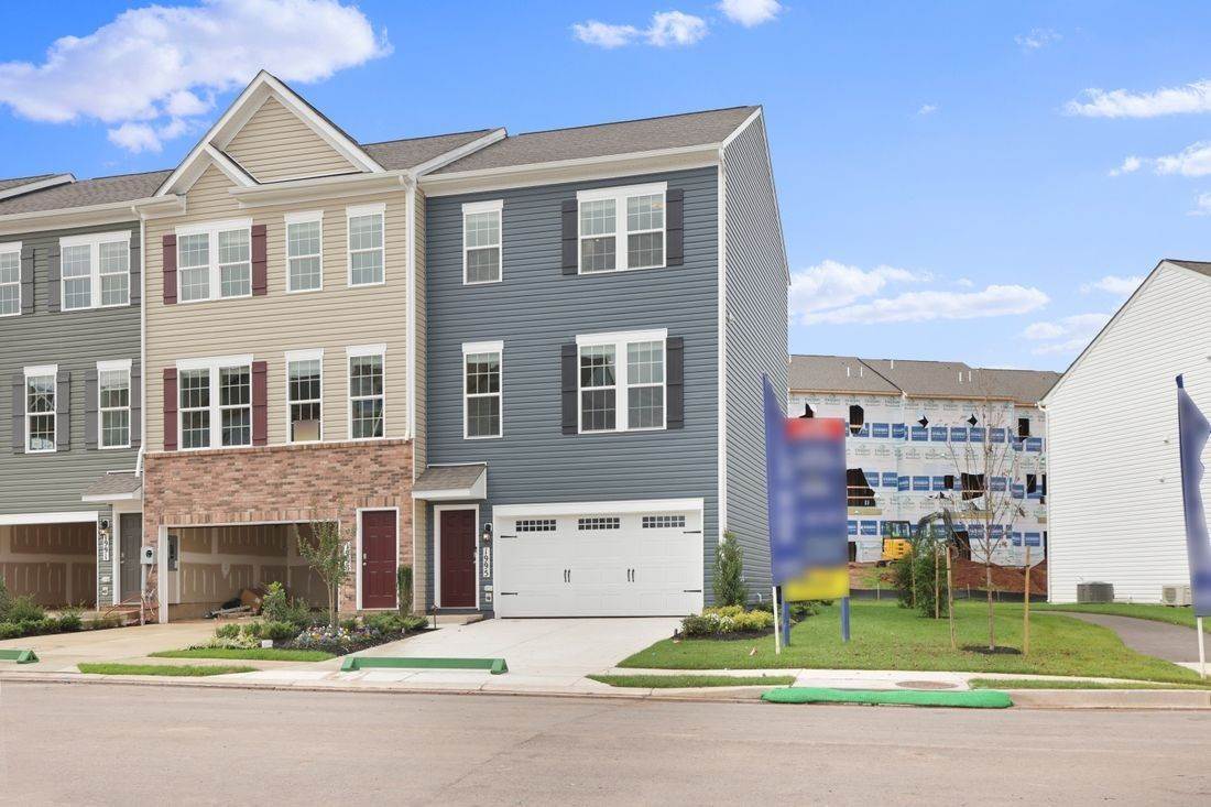 Townhouse for Sale at Frederick, MD 21702