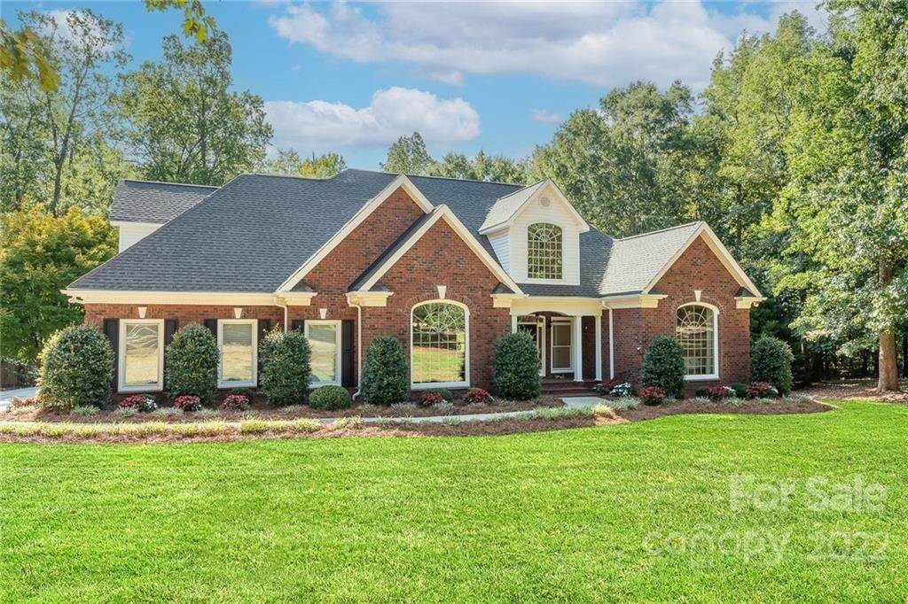 27. Single Family for Sale at Monroe, NC 28112