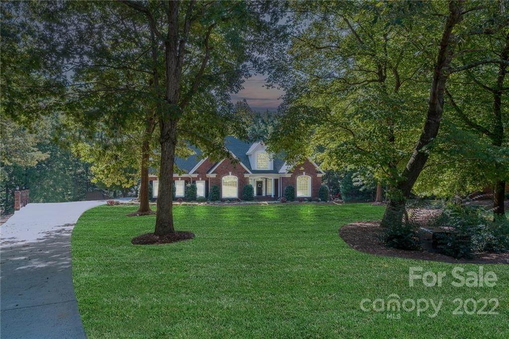 30. Single Family for Sale at Monroe, NC 28112