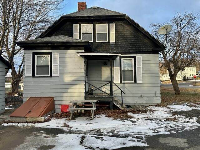 1. Single Family for Sale at Greenville, ME 04441
