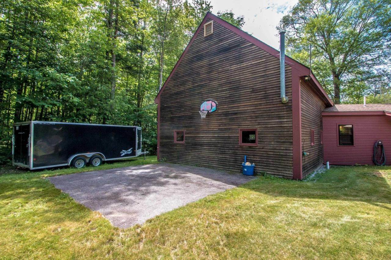 5. Single Family for Sale at Madison, NH 03849