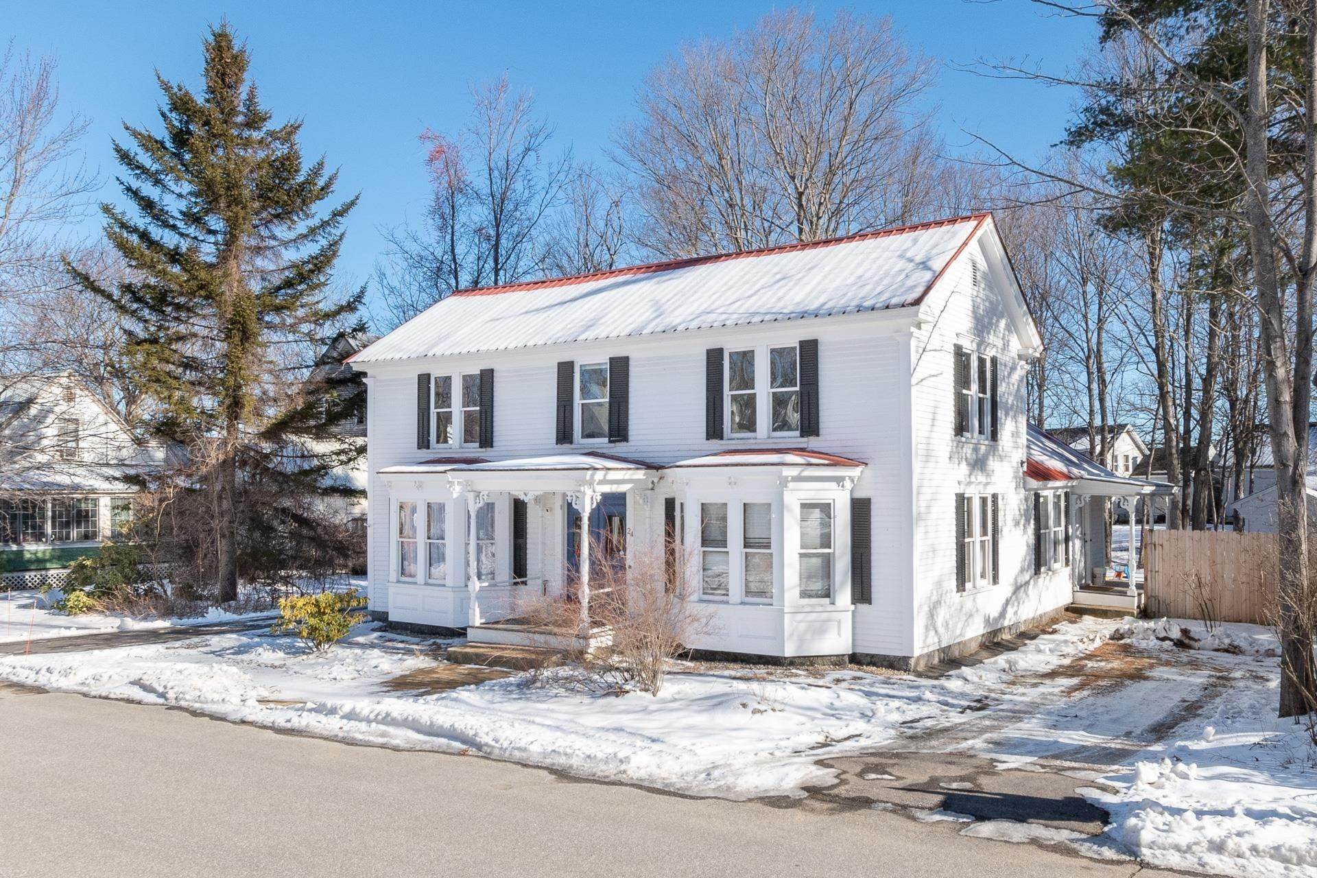 Single Family for Sale at Meredith, NH 03253