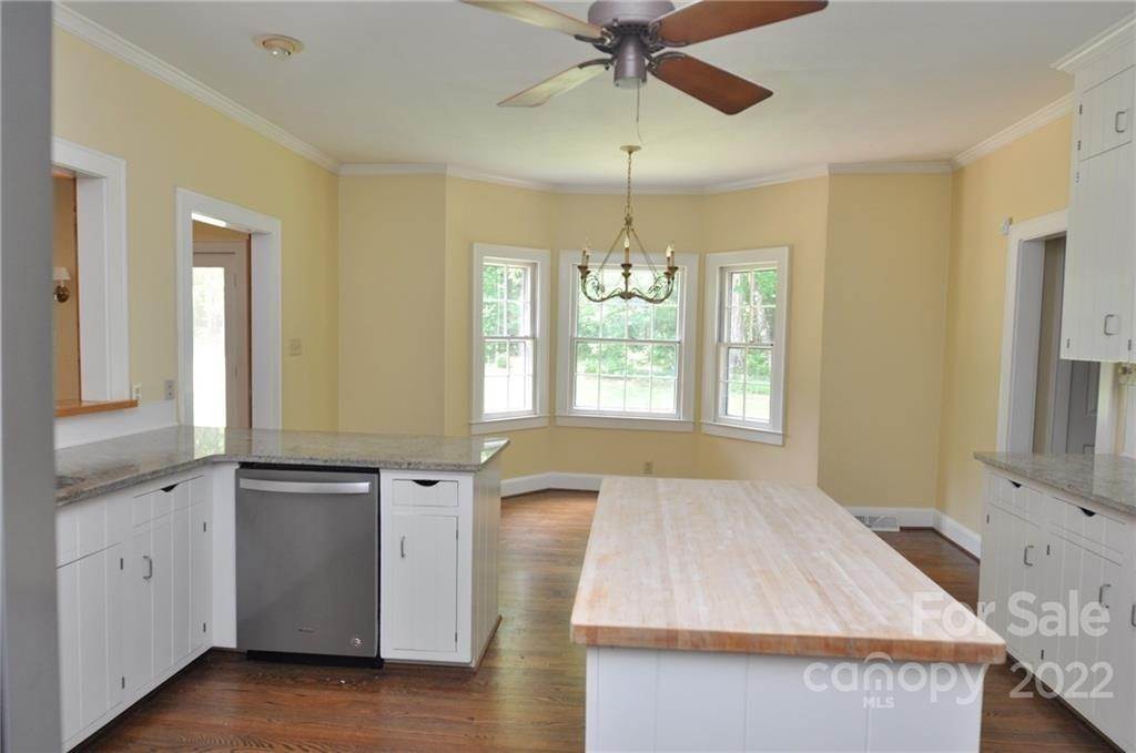 9. Single Family for Sale at Chester, SC 29706