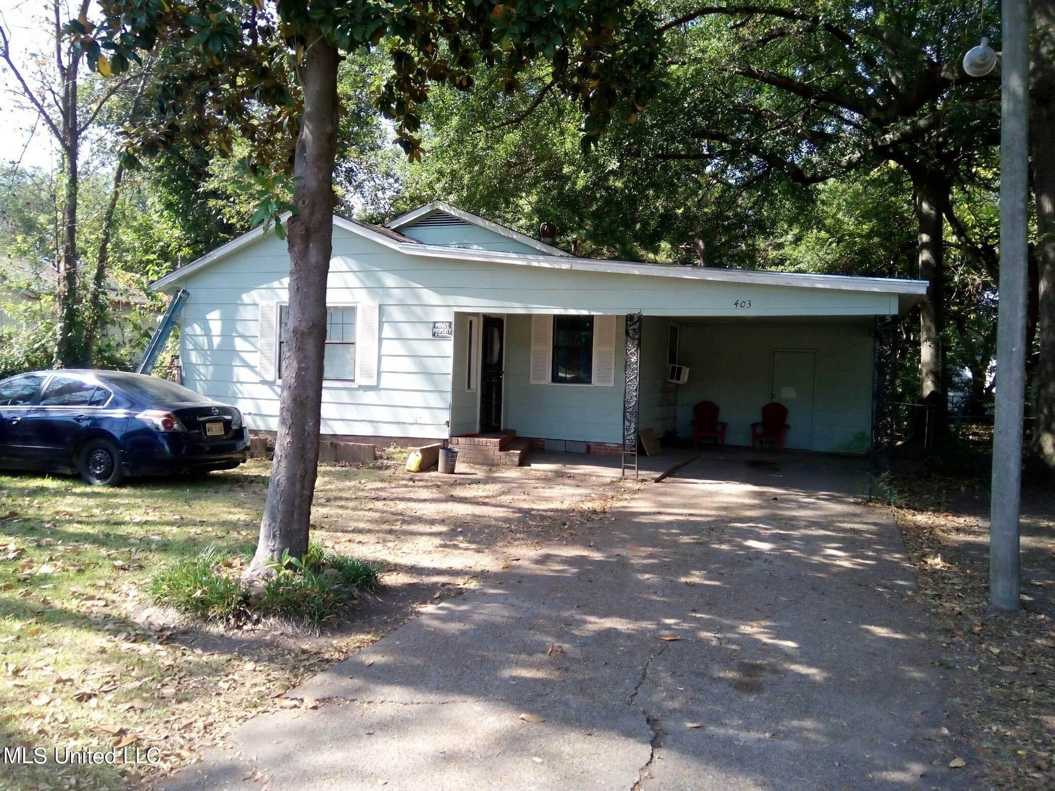 Single Family for Sale at Greenville, MS 38703