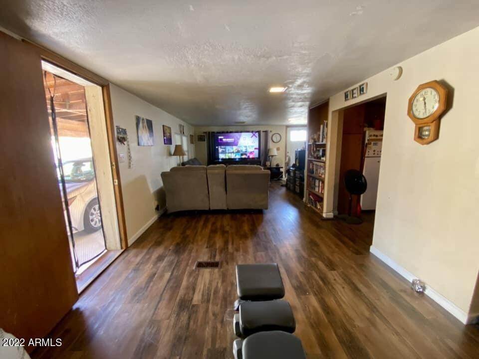 31. Mobile Home for Sale at Mesa, AZ 85207