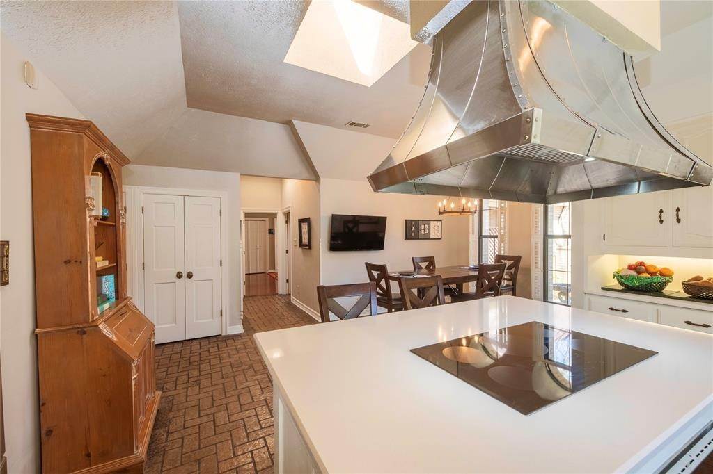 15. Single Family for Sale at Greenville, TX 75402