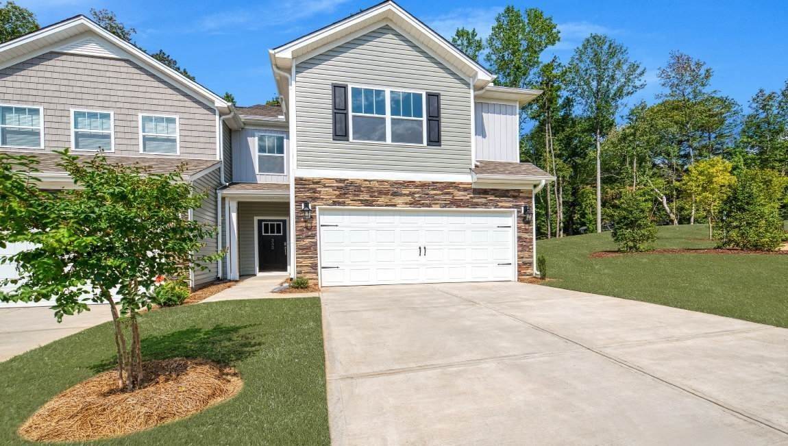 36. Townhouse for Sale at Greenville, SC 29609