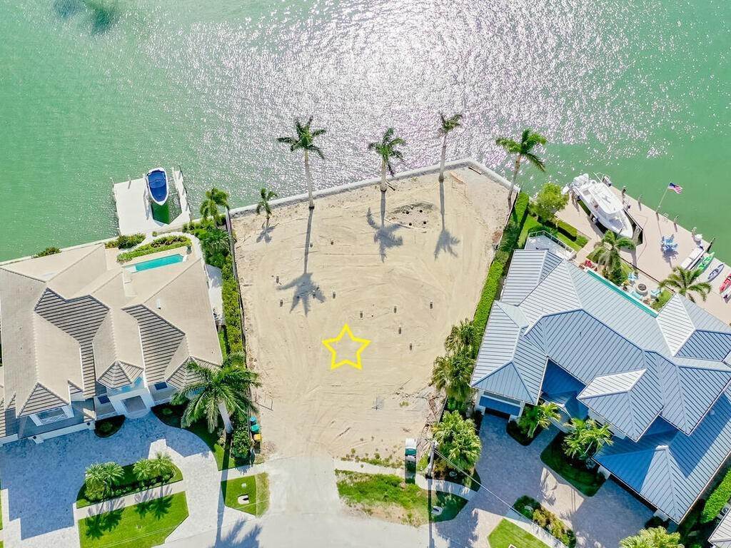6. Single Family for Sale at Marco Island, FL 34145