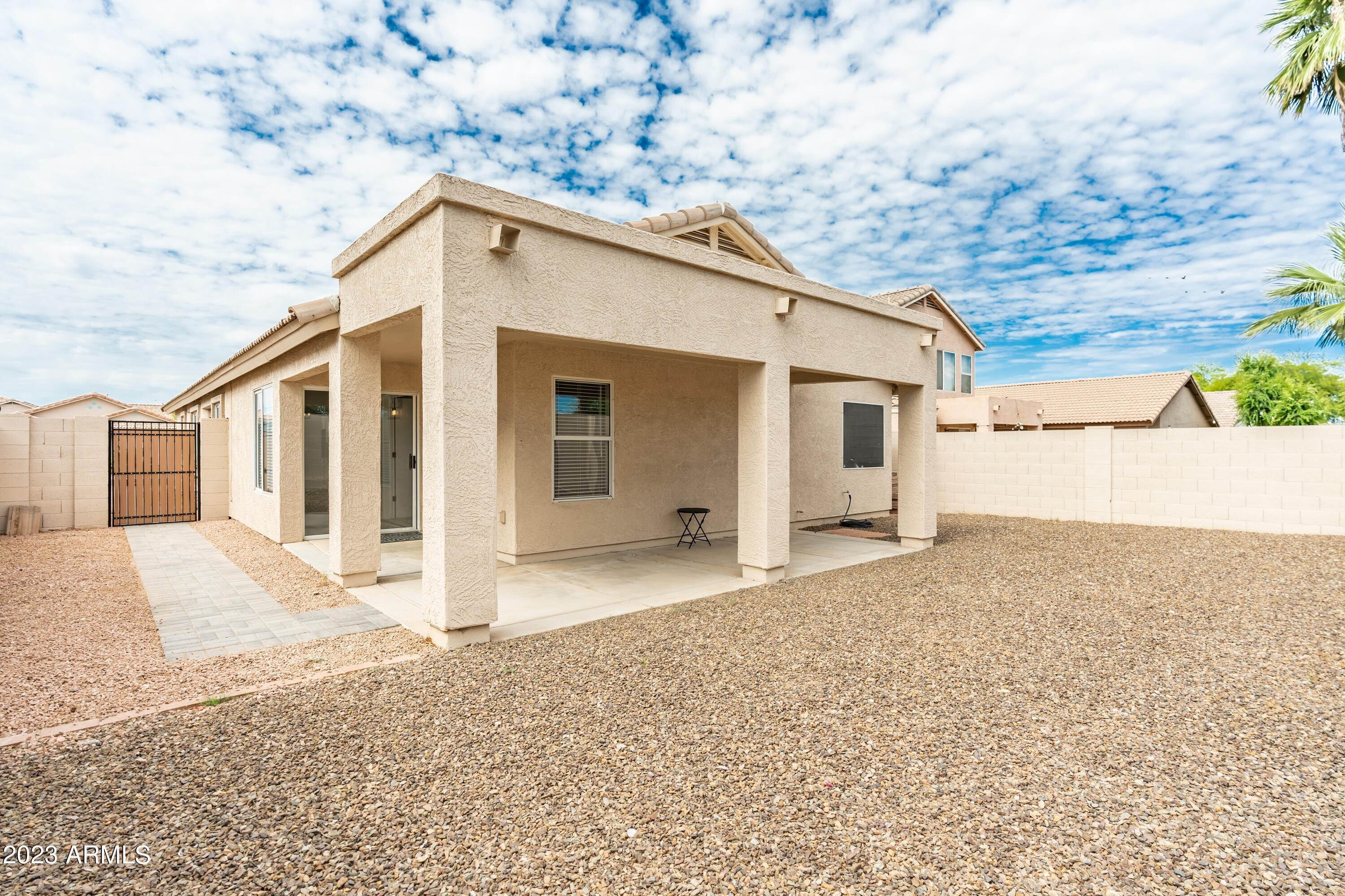 29. Single Family for Sale at Goodyear, AZ 85395