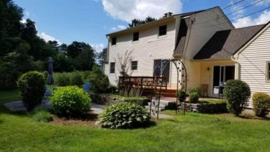 3. Single Family for Sale at Rollinsford, NH 03869