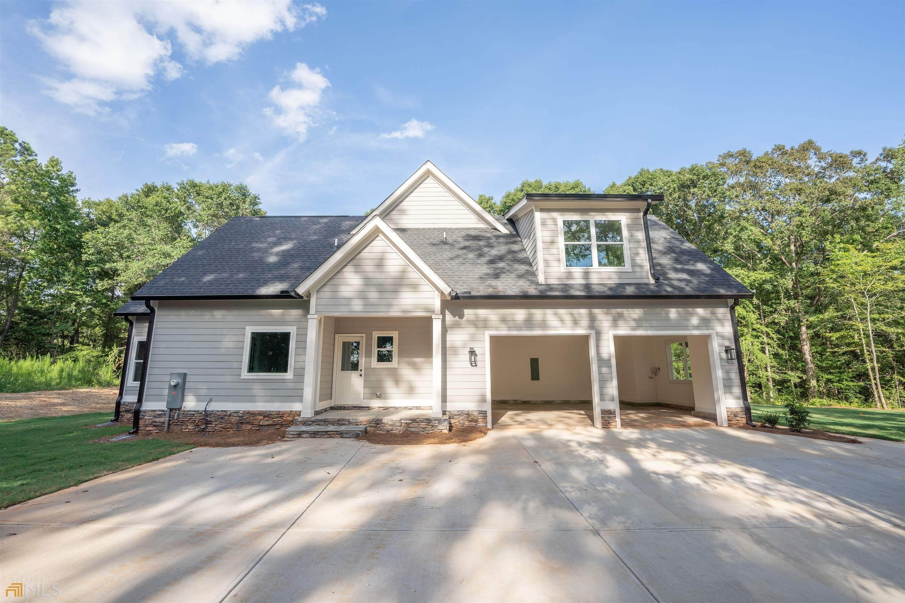 33. Single Family for Sale at Madison, GA 30650
