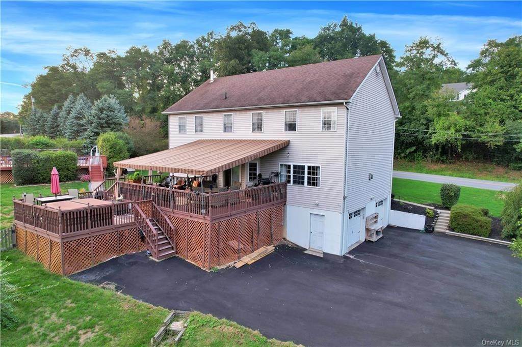29. Single Family for Sale at Chester, NY 10918