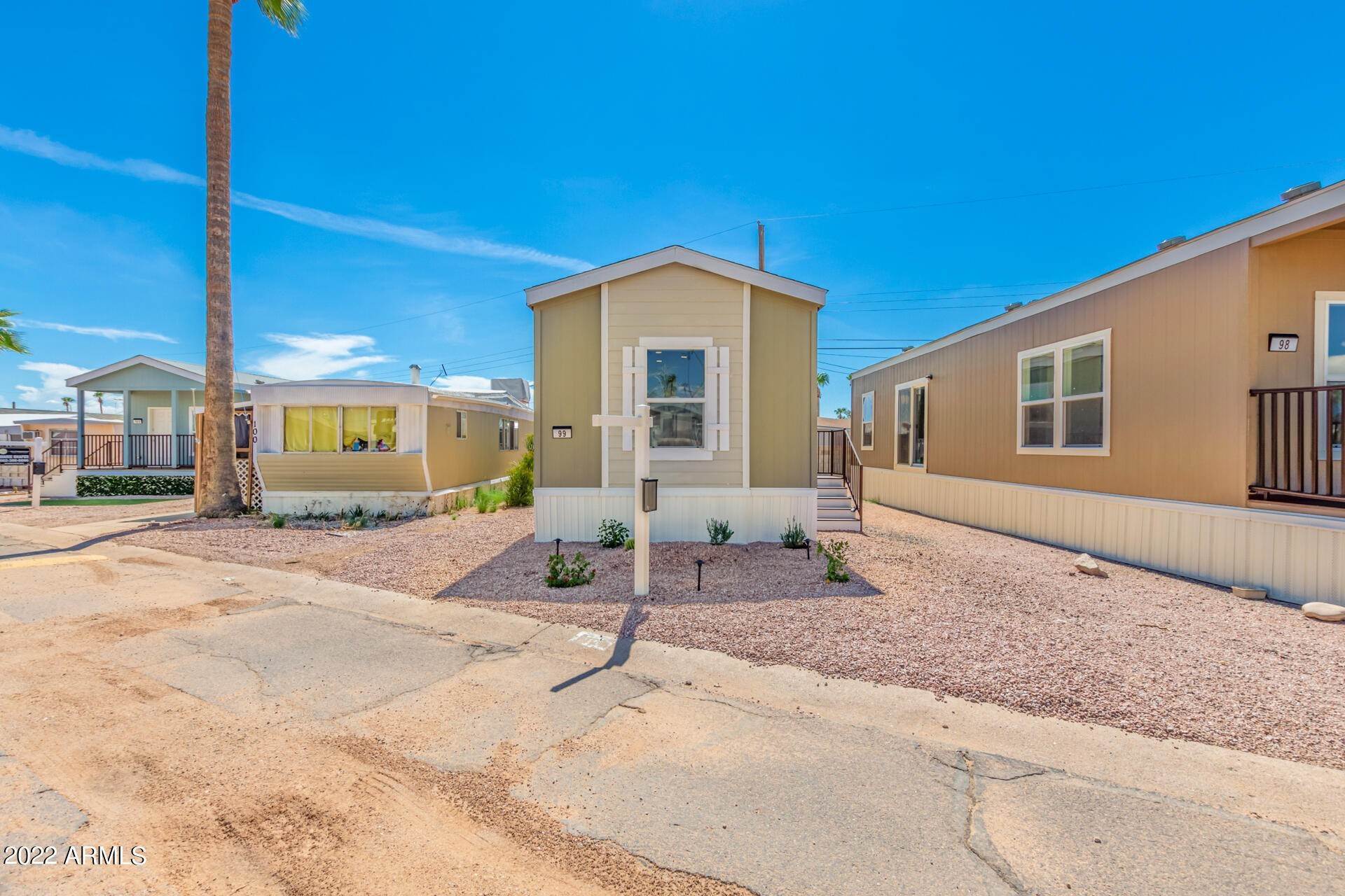 15. Manufactured Home for Sale at Mesa, AZ 85207