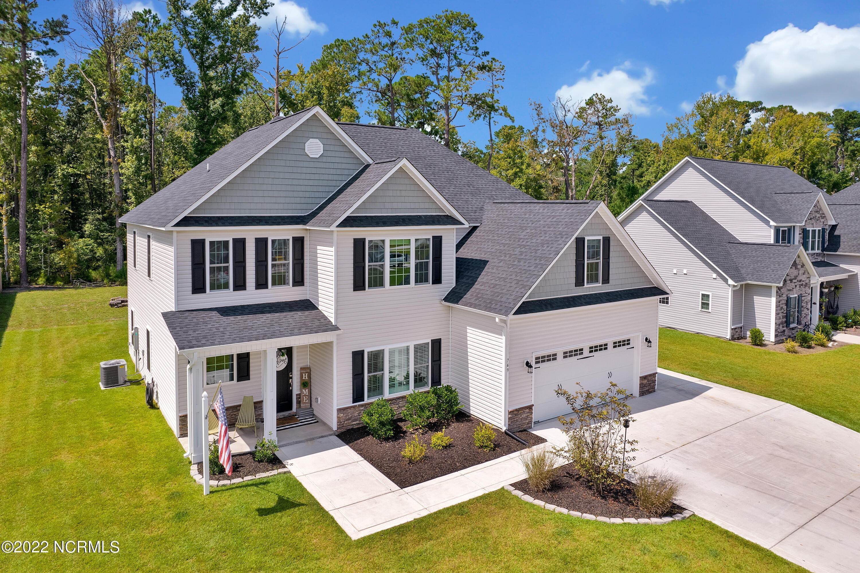 1. Single Family for Sale at Rocky Point, NC 28457
