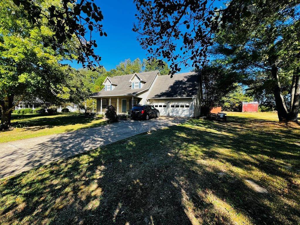 Single Family for Sale at Paris, TN 38242