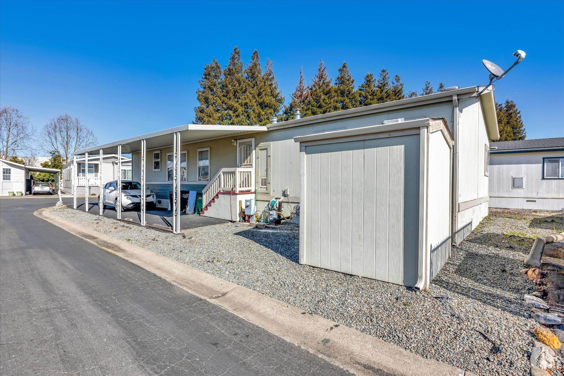 28. Mobile Home for Sale at Hayward, CA 94545