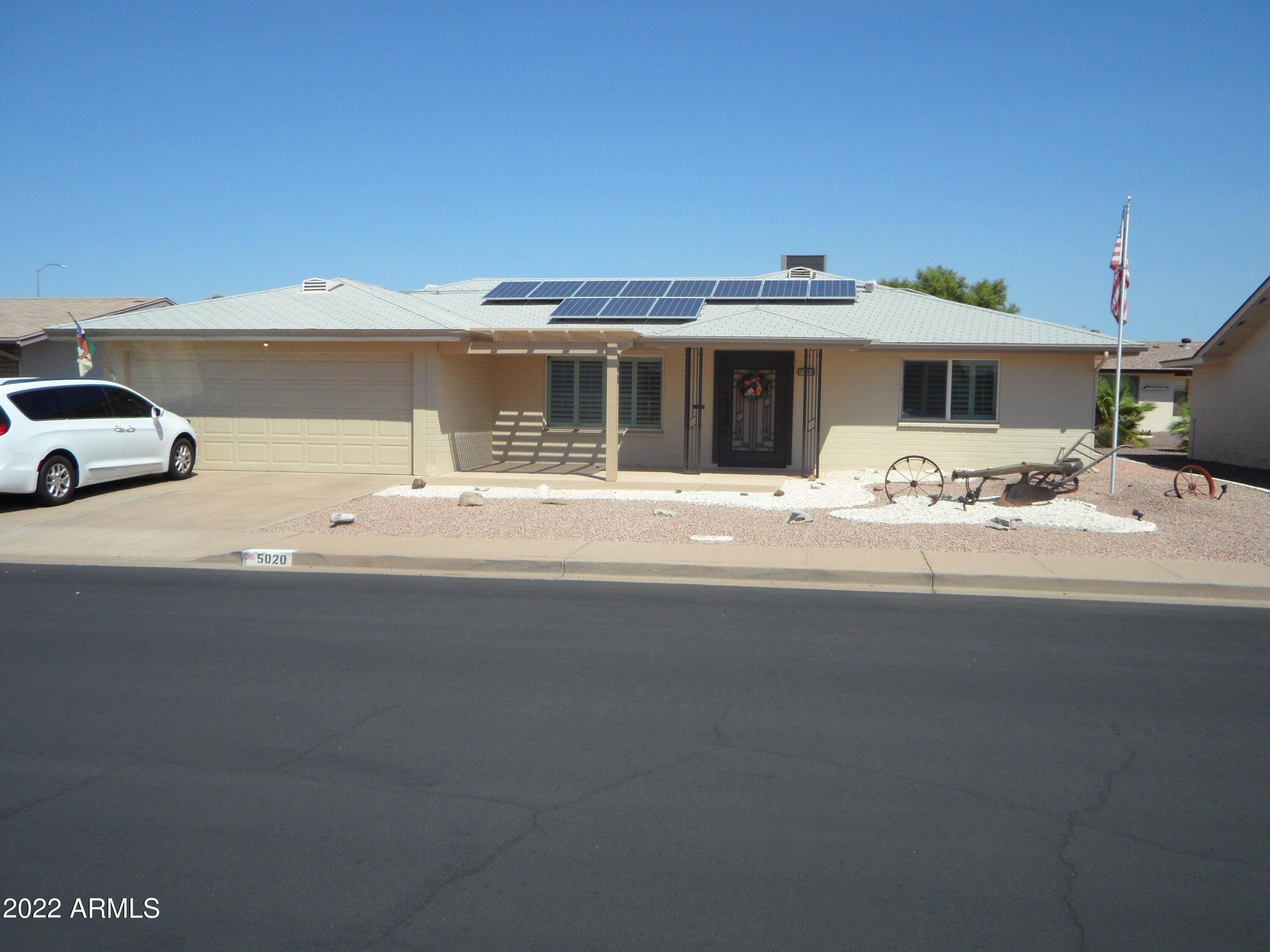 1. Single Family for Sale at Mesa, AZ 85206