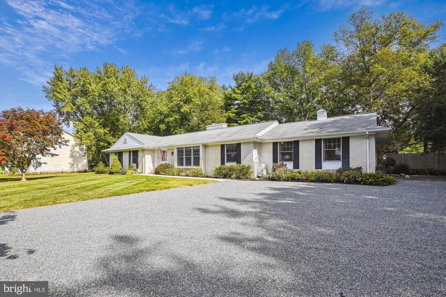 3. Single Family for Sale at Chester, MD 21619
