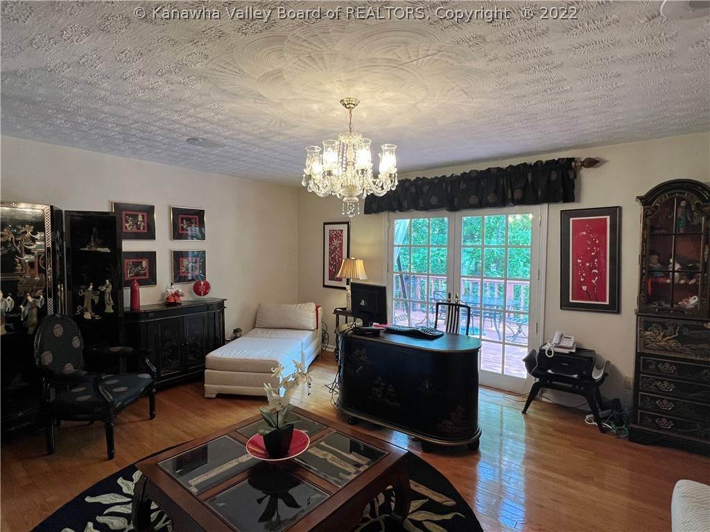26. Single Family for Sale at Madison, WV 25130