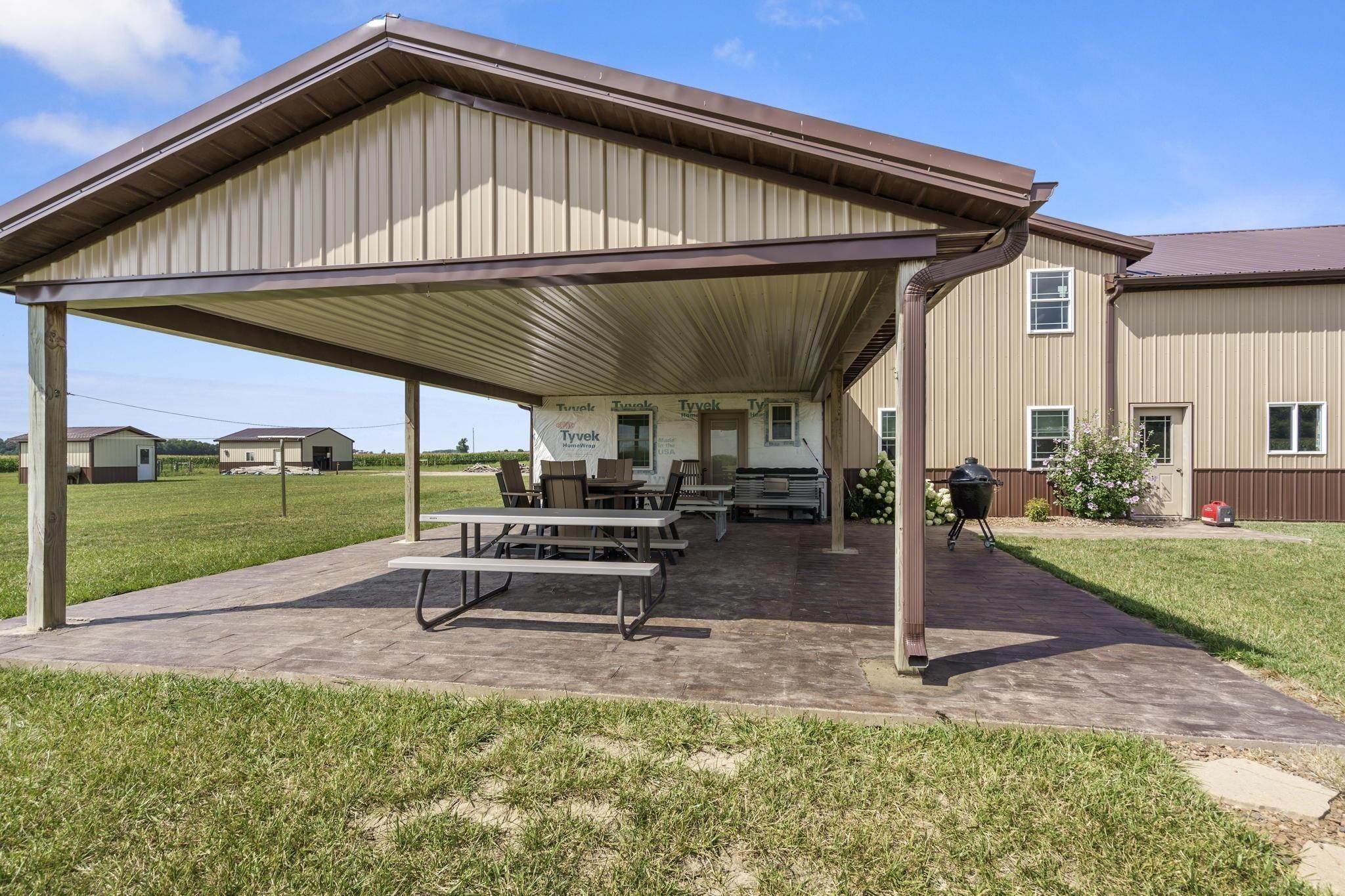 29. Single Family for Sale at Monroe, IN 46772