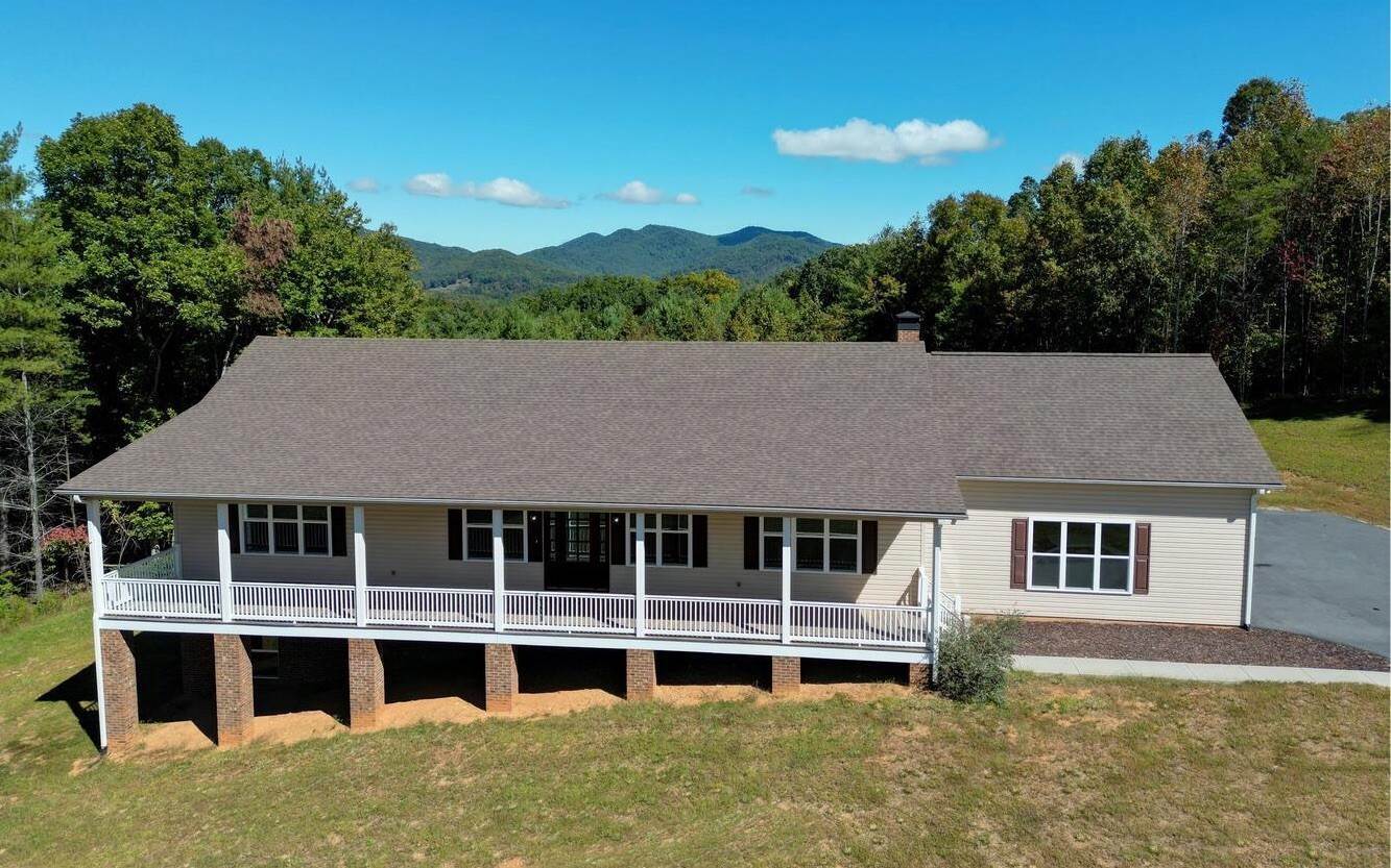 Single Family for Sale at Blairsville, GA 30512