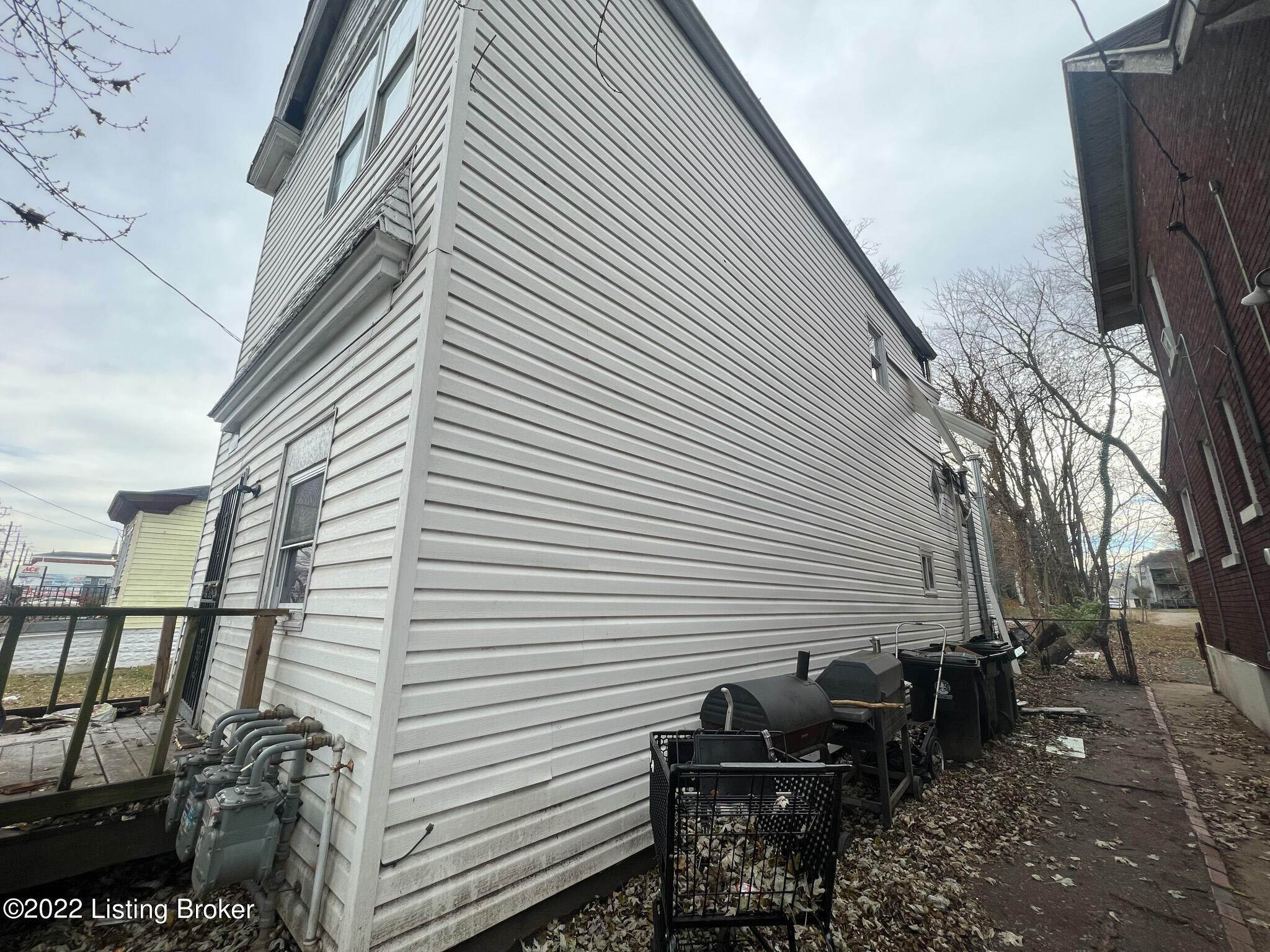 5. Triplex for Sale at Louisville, KY 40212