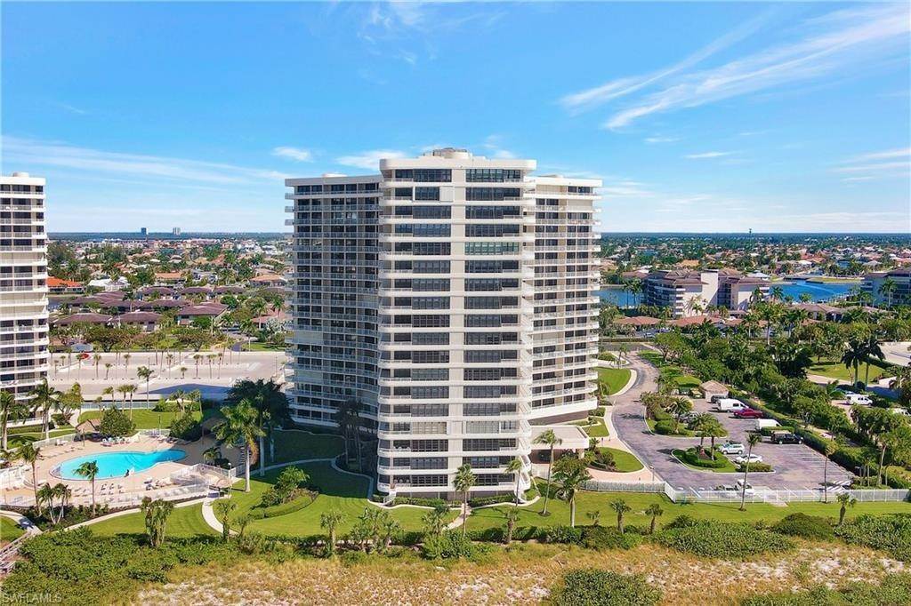 20. Condominium for Sale at Marco Island, FL 34145