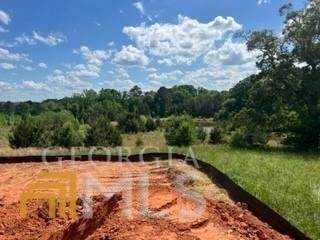31. Single Family for Sale at Madison, GA 30650