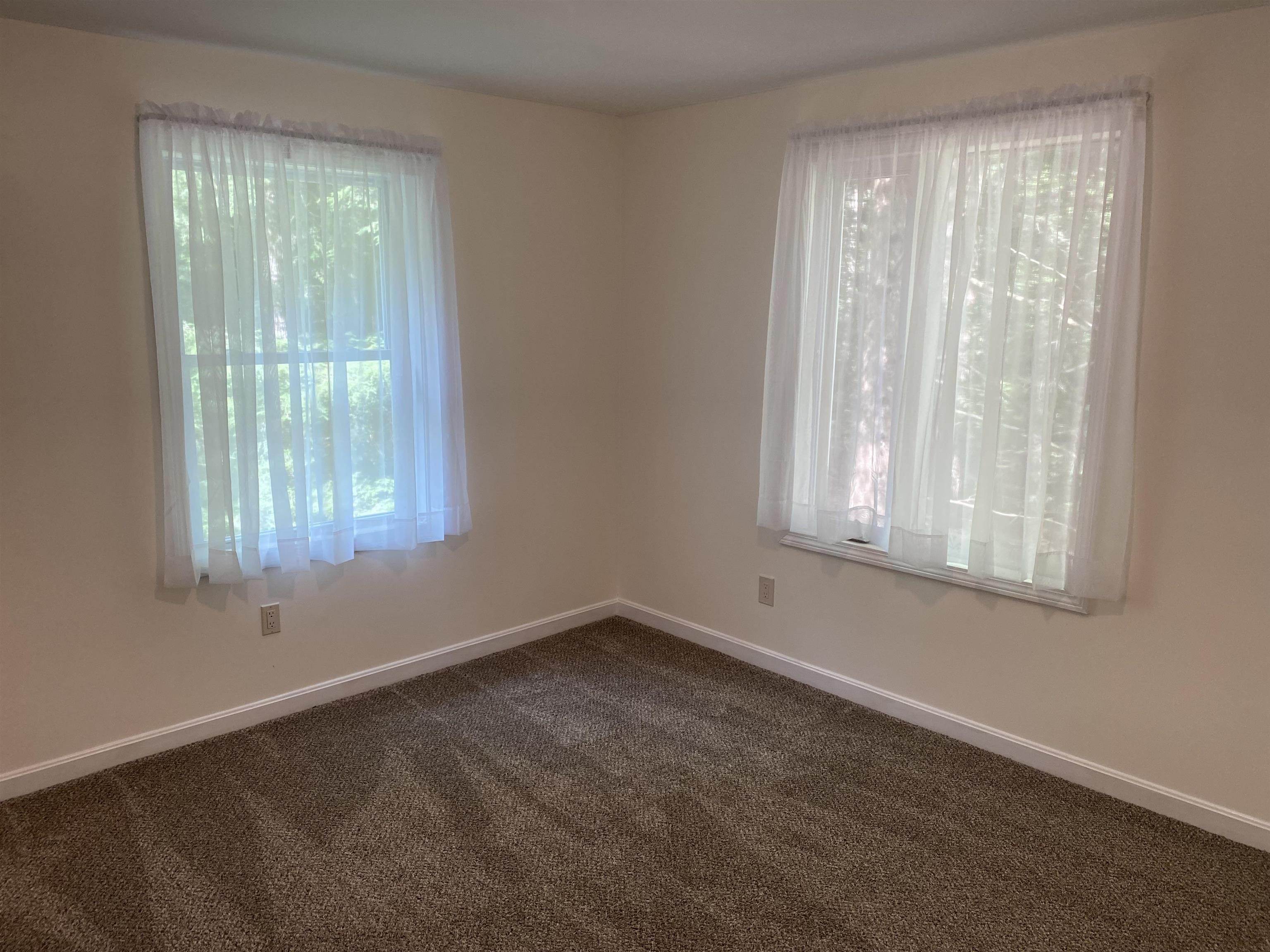 18. Single Family for Sale at Madison, NH 03849