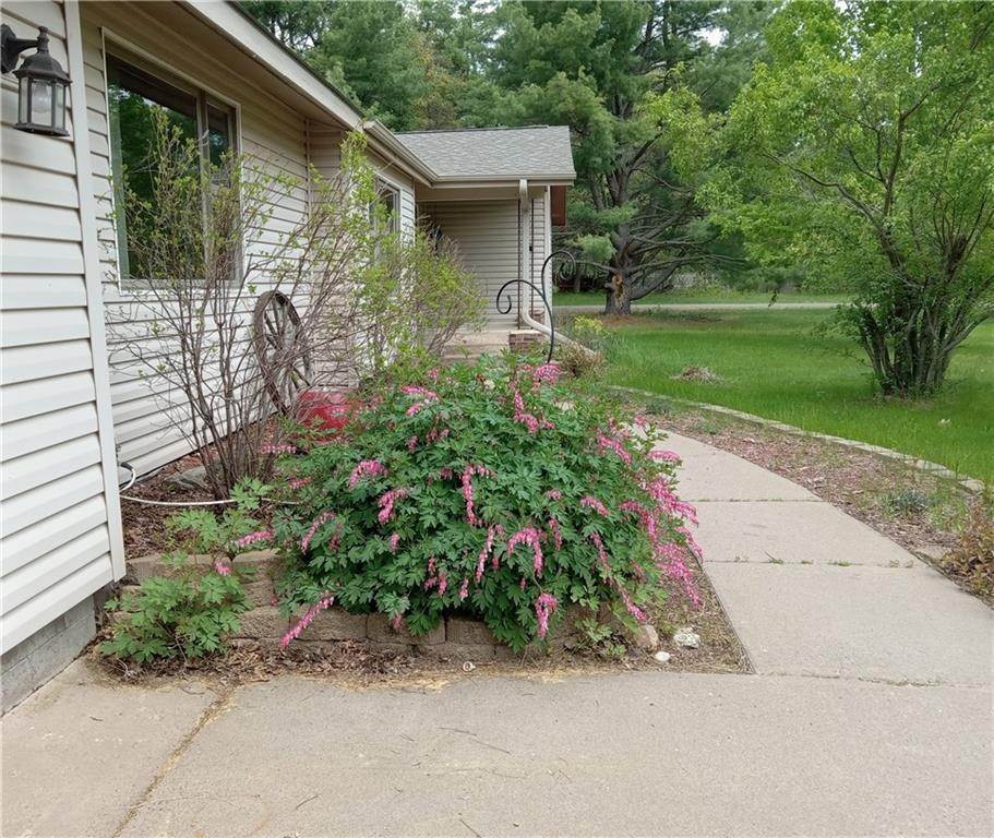18. Single Family for Sale at Hayward, WI 54843
