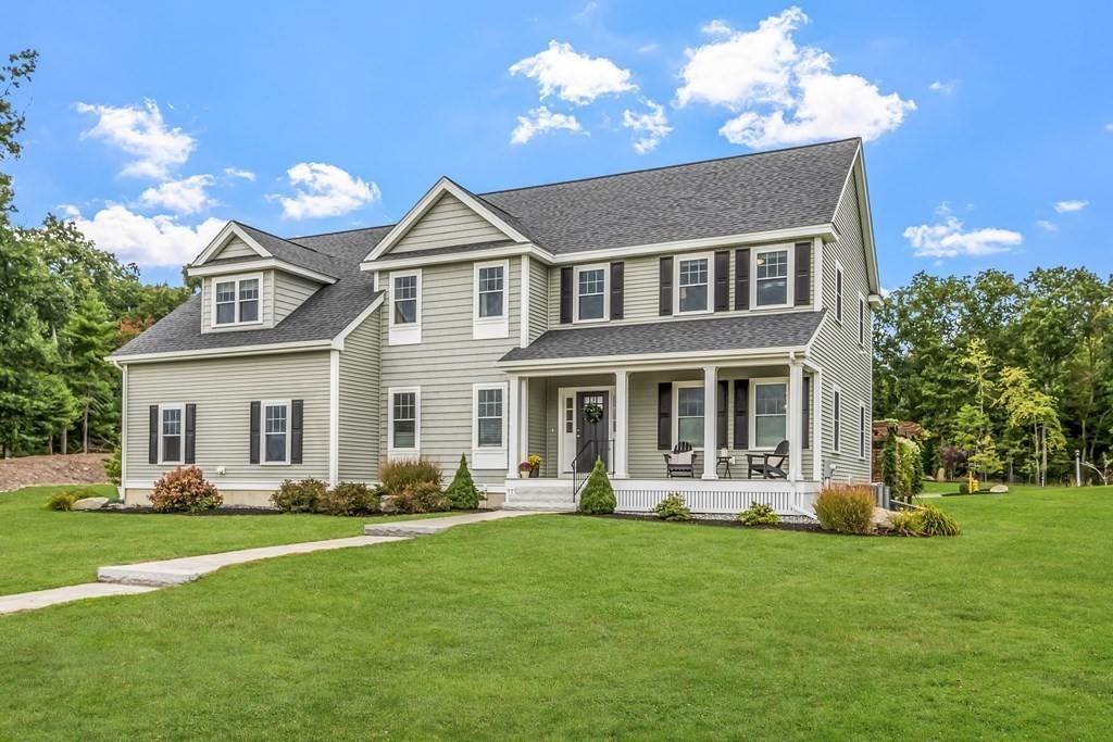 Single Family for Sale at Littleton, MA 01460