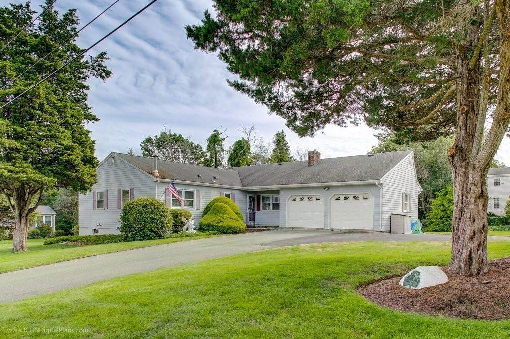 Single Family for Sale at Portsmouth, RI 02871