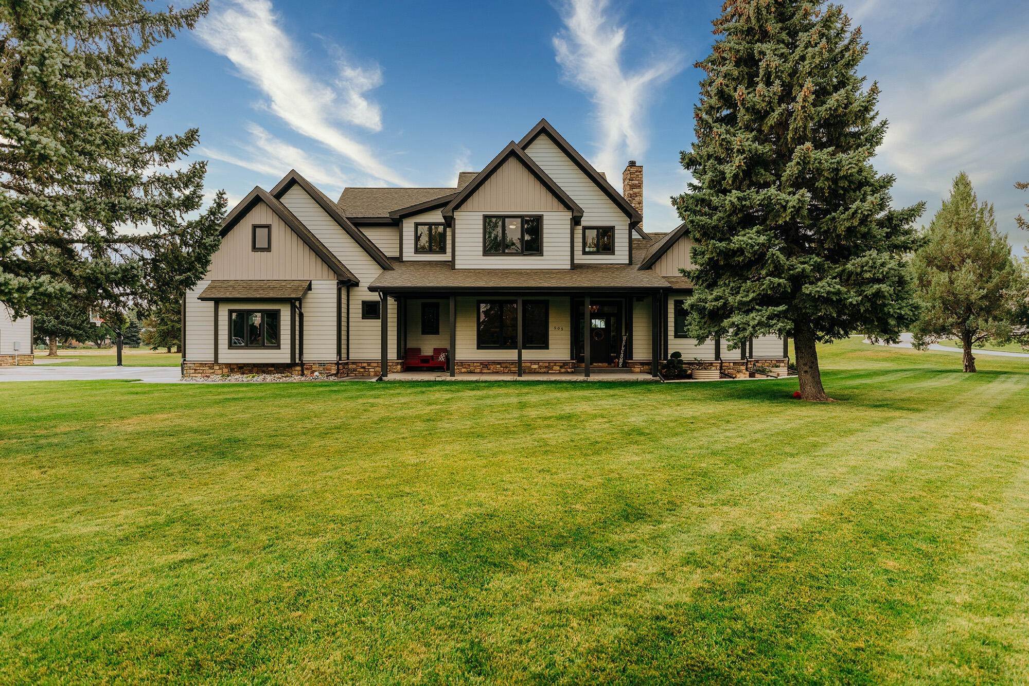 Single Family for Sale at Sheridan, WY 82801