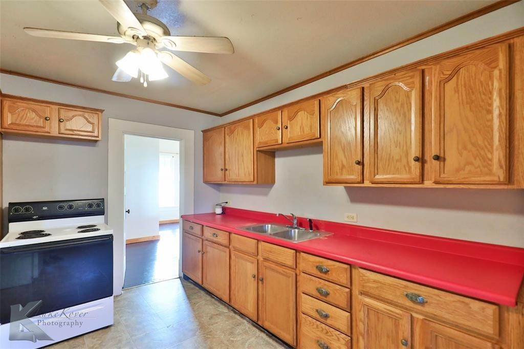 13. Single Family for Sale at Rule, TX 79547