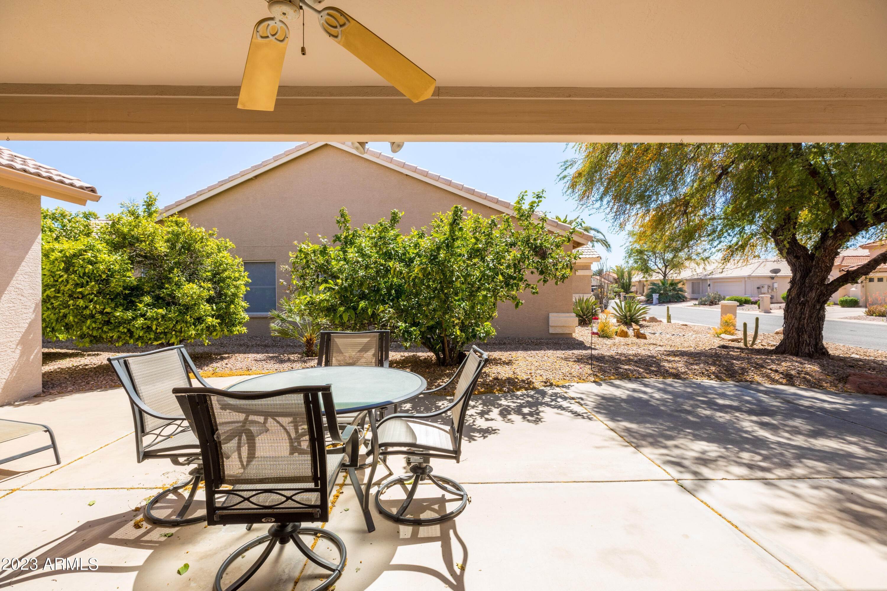 11. Single Family for Sale at Goodyear, AZ 85395